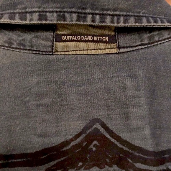 Men’s BUFFALO Denim Shirt Medium - Picture 6 of 9